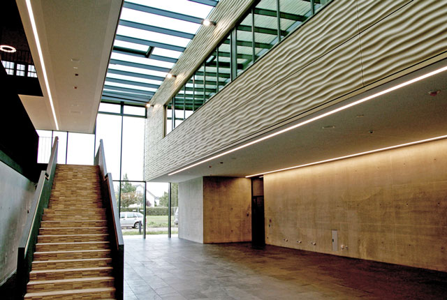 KIZ, Foyer; Campus
